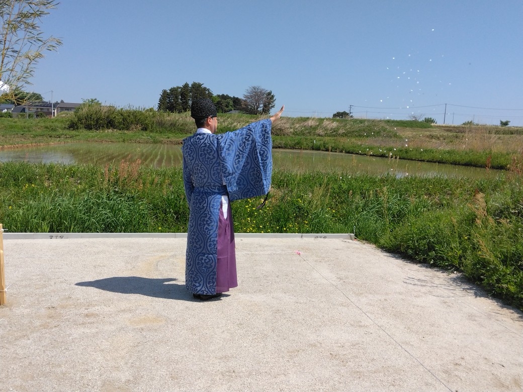 24050504.jpg